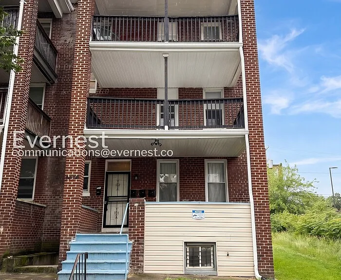 2444 Callow Ave #B — Photo 1