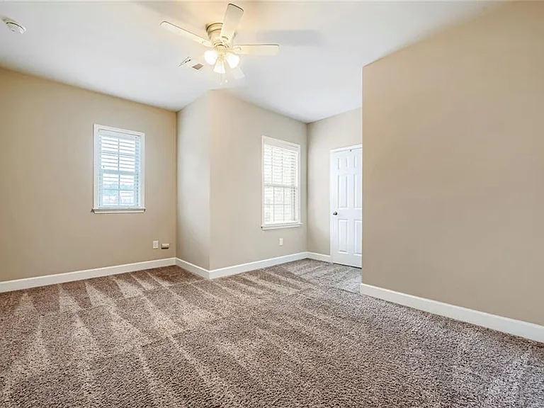 2464 Norwood Dr SE — Photo 20