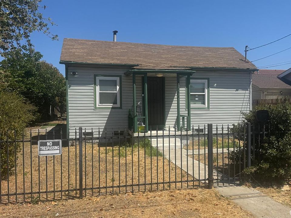 1st image of 37136 Magnolia St
