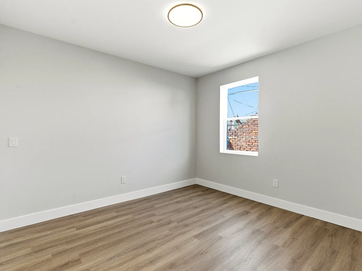 5137 Master Street - 1B — Photo 4