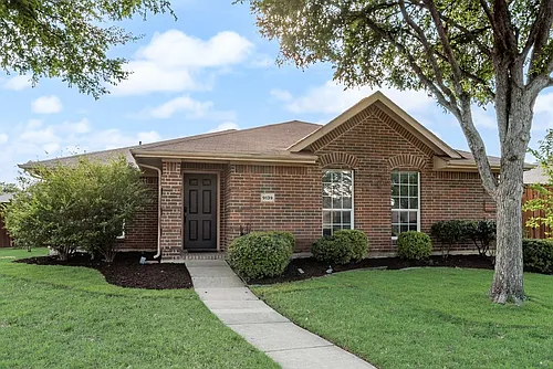 9139 Grand Canal Dr Photo 1