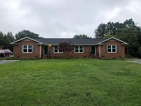 Duplex home. This is the unit on the right.