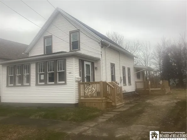 108 Lord St, Dunkirk, NY 14048