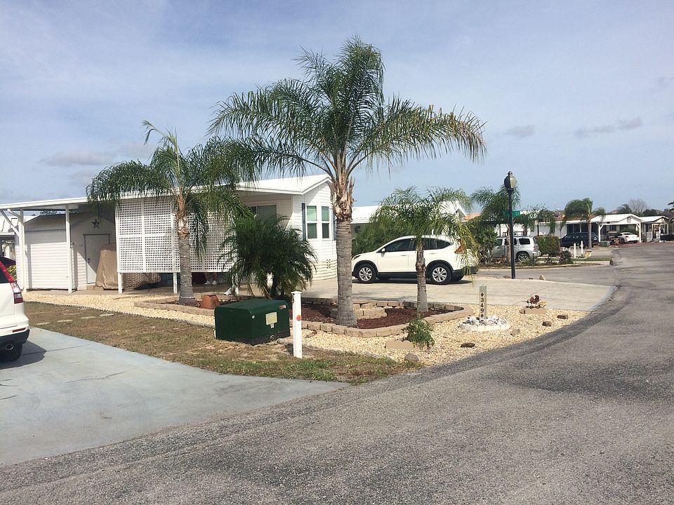 1st image of 349 Palm Crest Ln