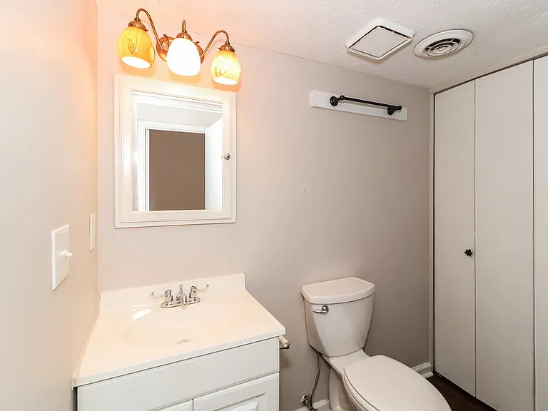 405 Rill Crest Ct — Photo 12