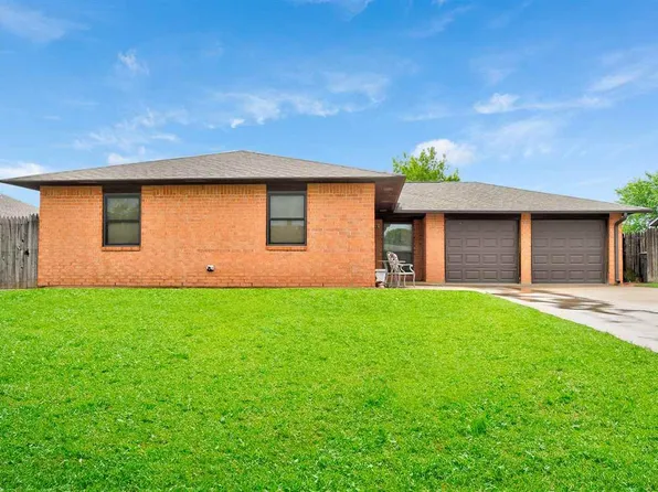 4907 SW Mills Ave, Lawton, OK 73501