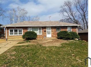 109 Hawkesbury Dr, Saint Louis, MO 63121