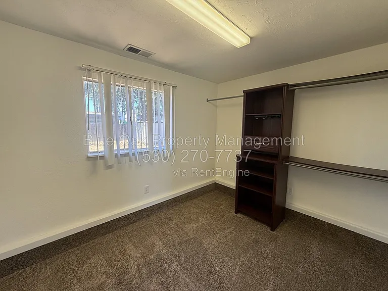 172 Connors Ave — Photo 10