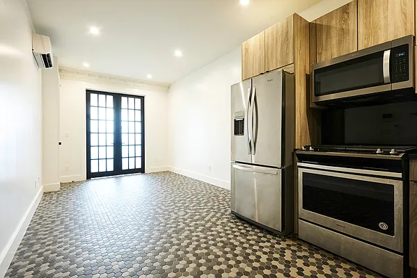 Rented by Lodger Corp | media 2