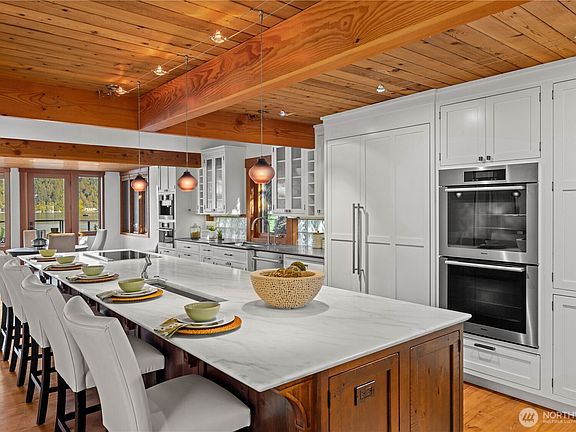 5th image of 2624 W Lake Sammamish Parkway NE
