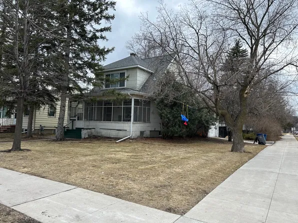 1203 6th St S, Moorhead, MN 56560