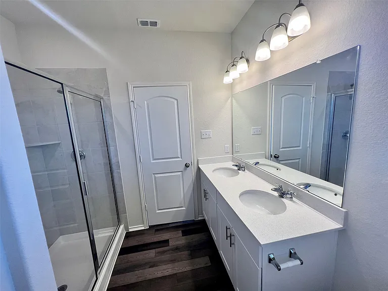353 Grace Lilly Dr — Photo 11