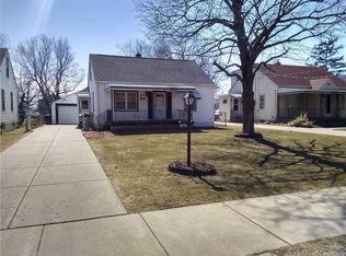 163 Maryvale Dr, Cheektowaga, NY 14225