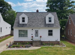 70 Leyton Rd, Bedford, OH 44146