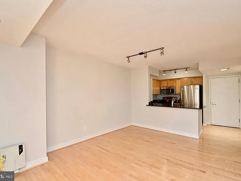 7500 Woodmont Ave #S712 — Photo 20