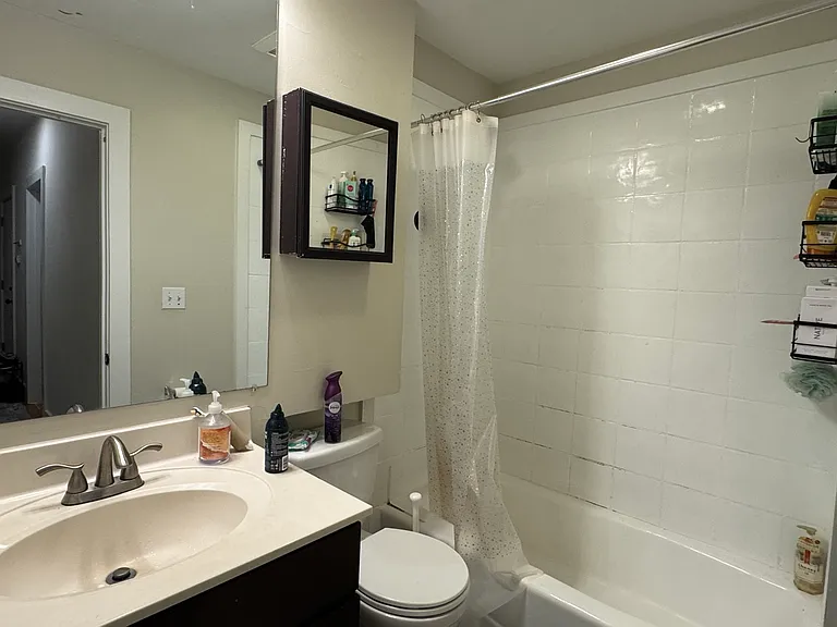 822 Parker St #2 — Photo 12