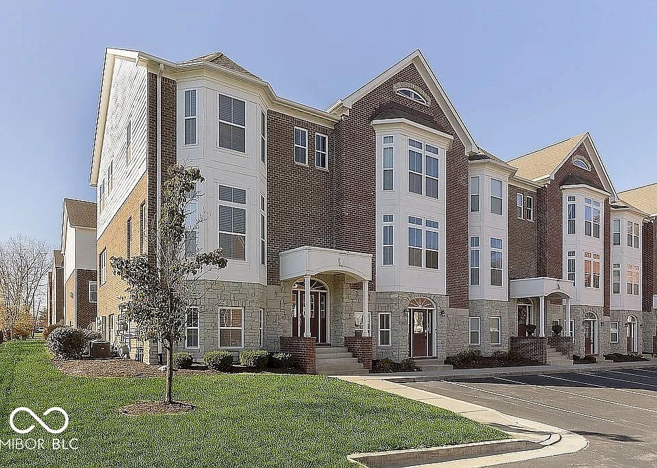 2nd image of 965 Brownstone Trce