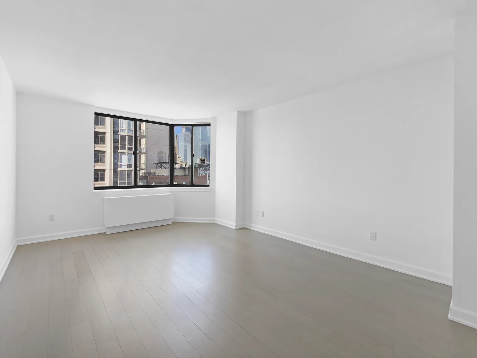 77 West 24th Street — Photo 2