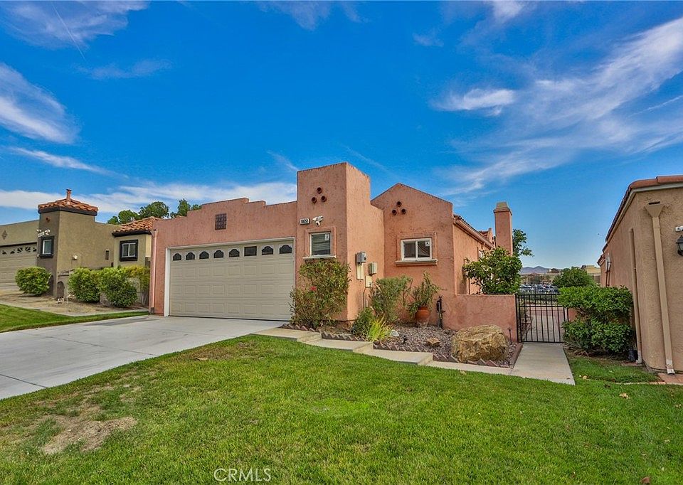 1st image of 1822 Carrera Dr