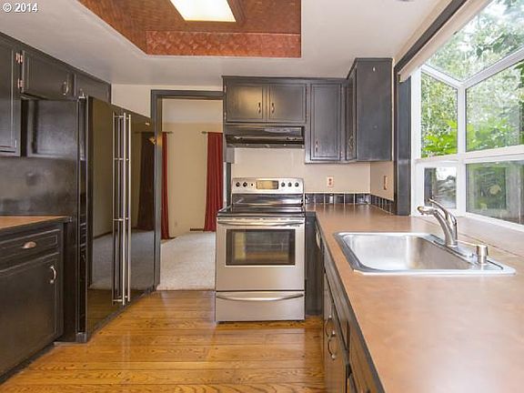 4th image of 14640 SW Carolwood Dr