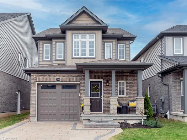 593 Blair Creek Dr, Kitchener, ON N2P 0E6