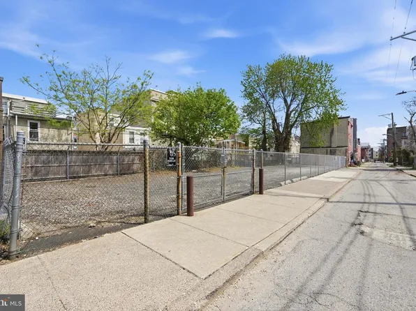 1621 W Flora St #37, Philadelphia, PA 19121