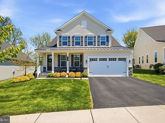 2nd image of 1216 Sculthorpe Dr