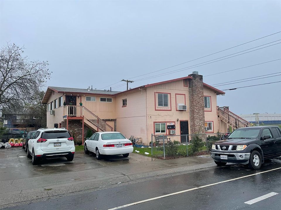 1st image of 1542 Grand Ave