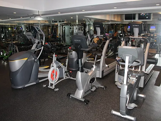 Rented by Sotheby's International Realty | media 29