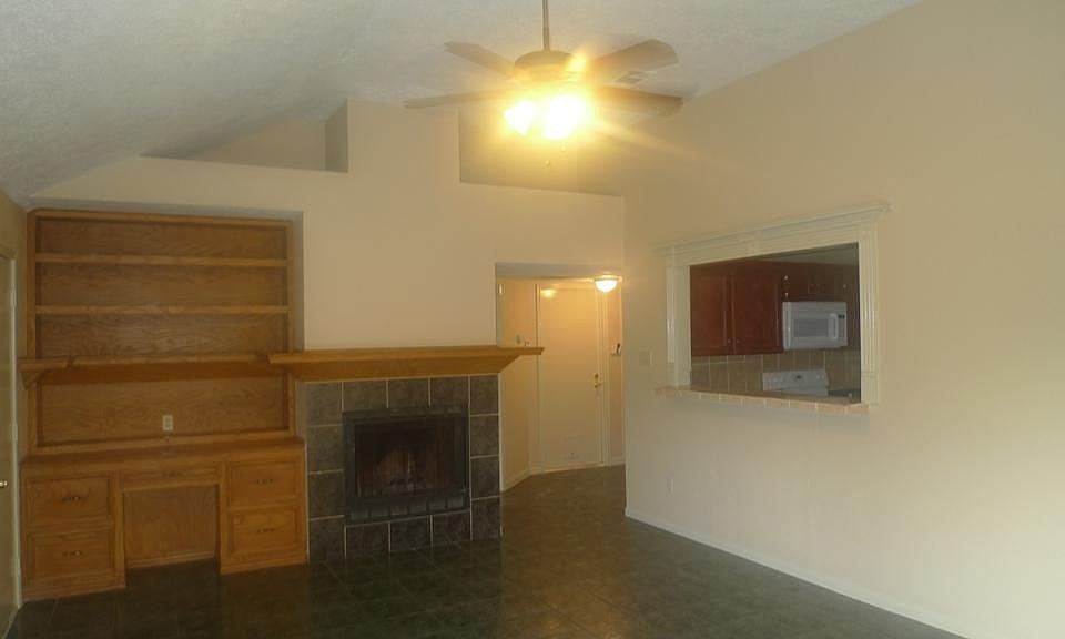 1st image of 7026 Buchanan Dr