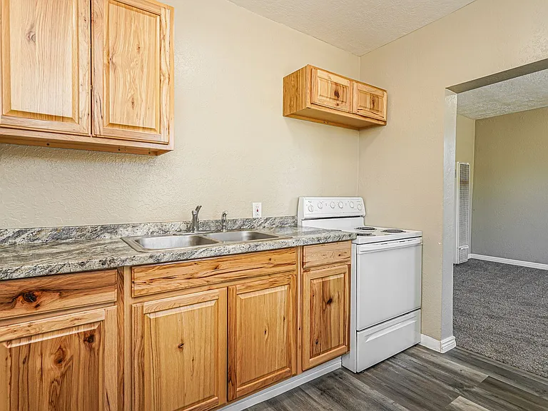 3153 Adams Ave — Photo 7