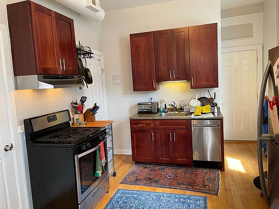 5th image of 1517 W Cortez St APT 1R