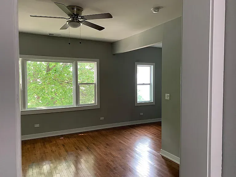 Studio, 700 sqft, $1,200 — Photo 4