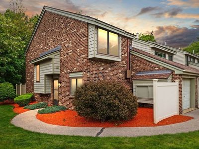 15 Greenbrook Dr UNIT 15, Stoughton, MA, 02072