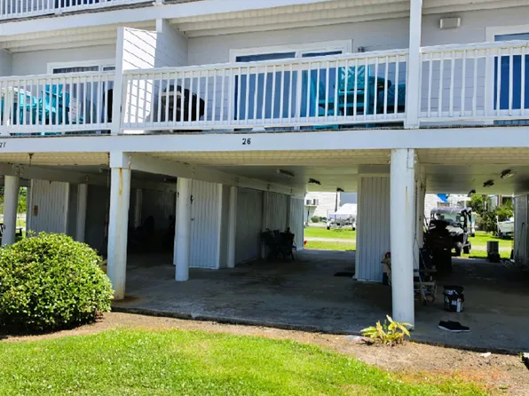 411 Admiral Craik Dr #26, Grand Isle, LA 70358