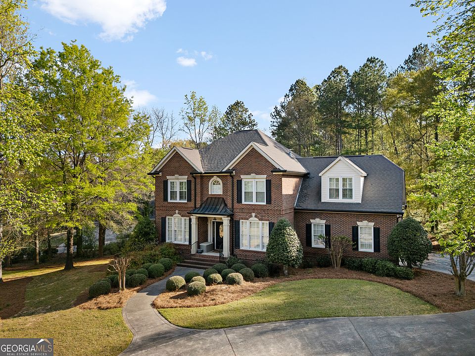 1st image of 5 Laurchris Dr SE