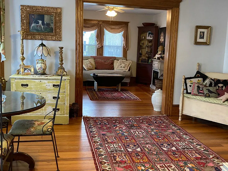 33 Washington St #1 — Photo 4