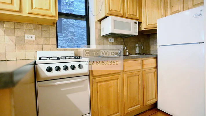 Rented by City Wide Apartments | media 3