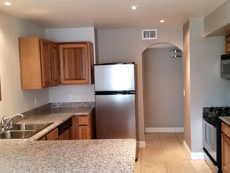 6500 W Lake Mead Boulevardbuilding #A3 — Photo 11