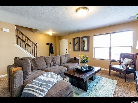4th image of 3406 S Carrick Dr
