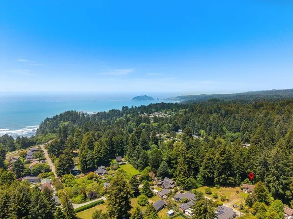 881 1st Ave, Trinidad, CA 95570