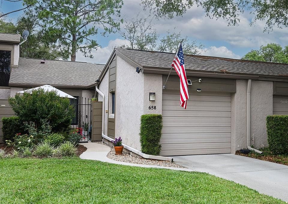 1st image of 658 WOODRIDGE DRIVE
