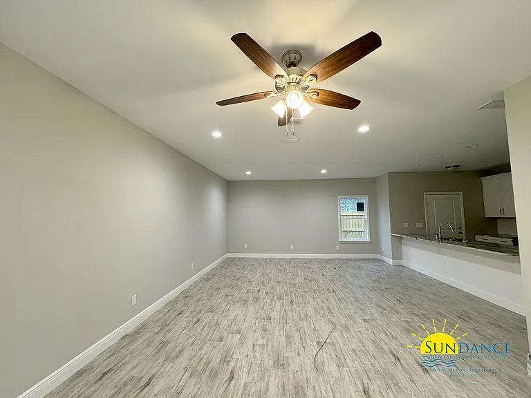 17 Cape Dr #B — Photo 9