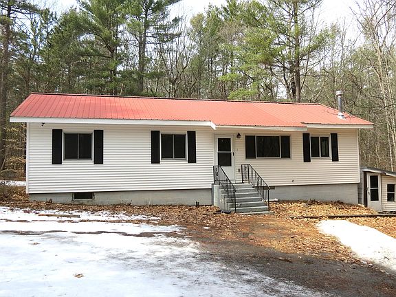2nd image of 55 Dogwood St