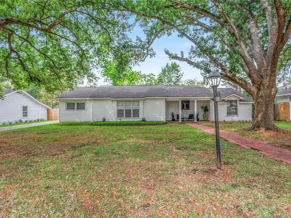 1211 Pamela St, Sulphur, LA 70663