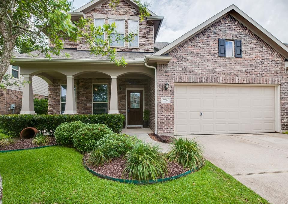 1st image of 6719 Hunters Creek Ln