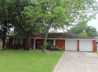 2108 S Houston Rd, Pasadena, TX 77502