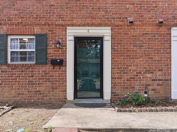 5th image of 1209 Manassas Ct APT C