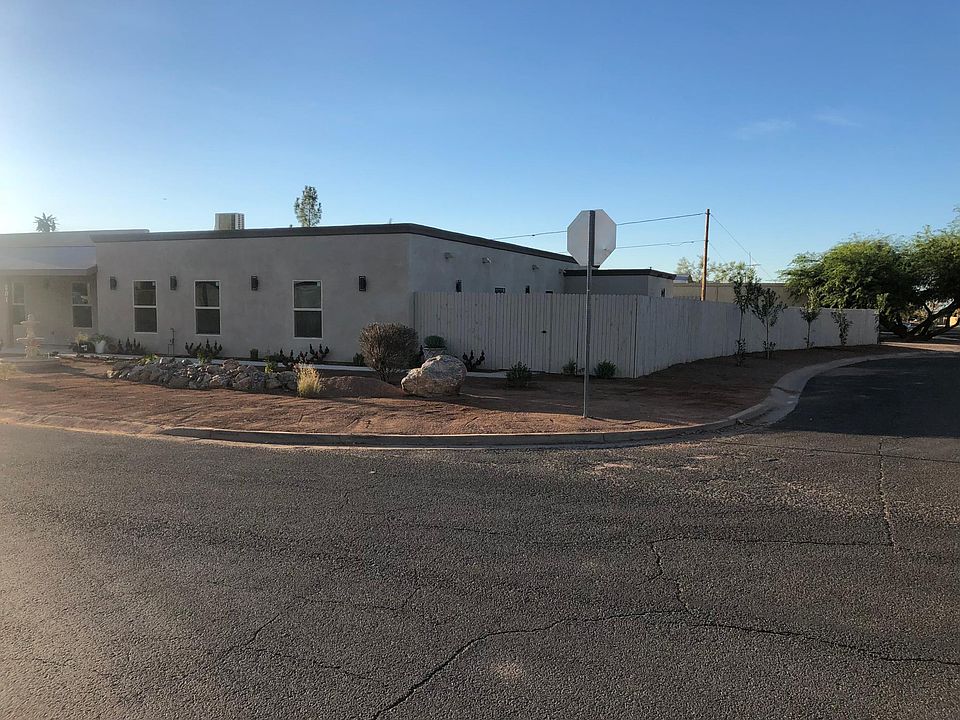 2nd image of 201 W 20th Ave