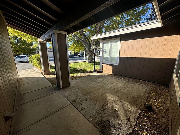 4th image of 936 Palmwood Dr